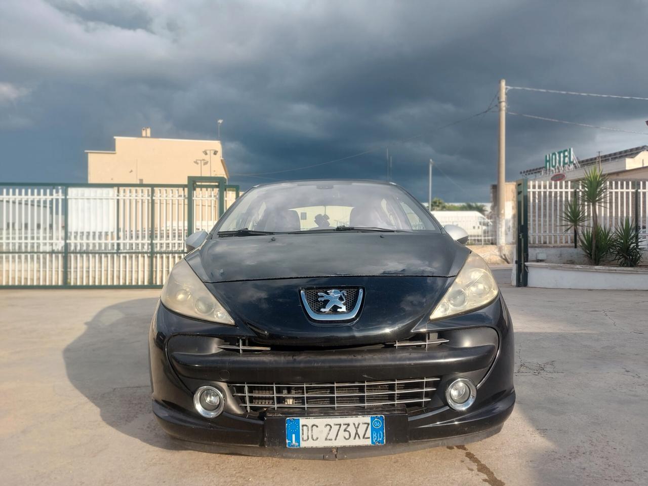 Peugeot 207 1.6 HDi 110CV 5p. XS