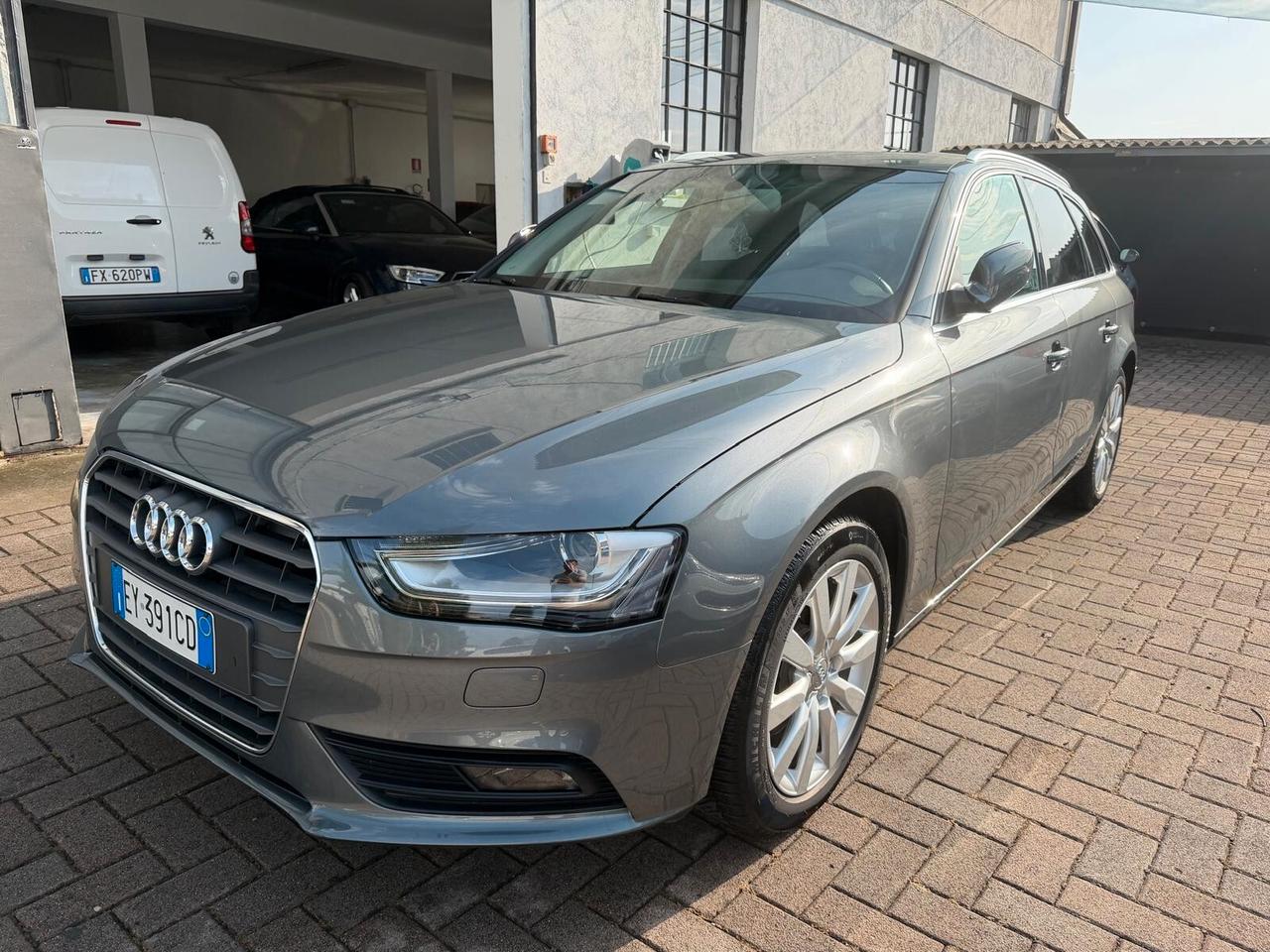 Audi A4 Avant 2.0 TDI 150 CV clean diesel