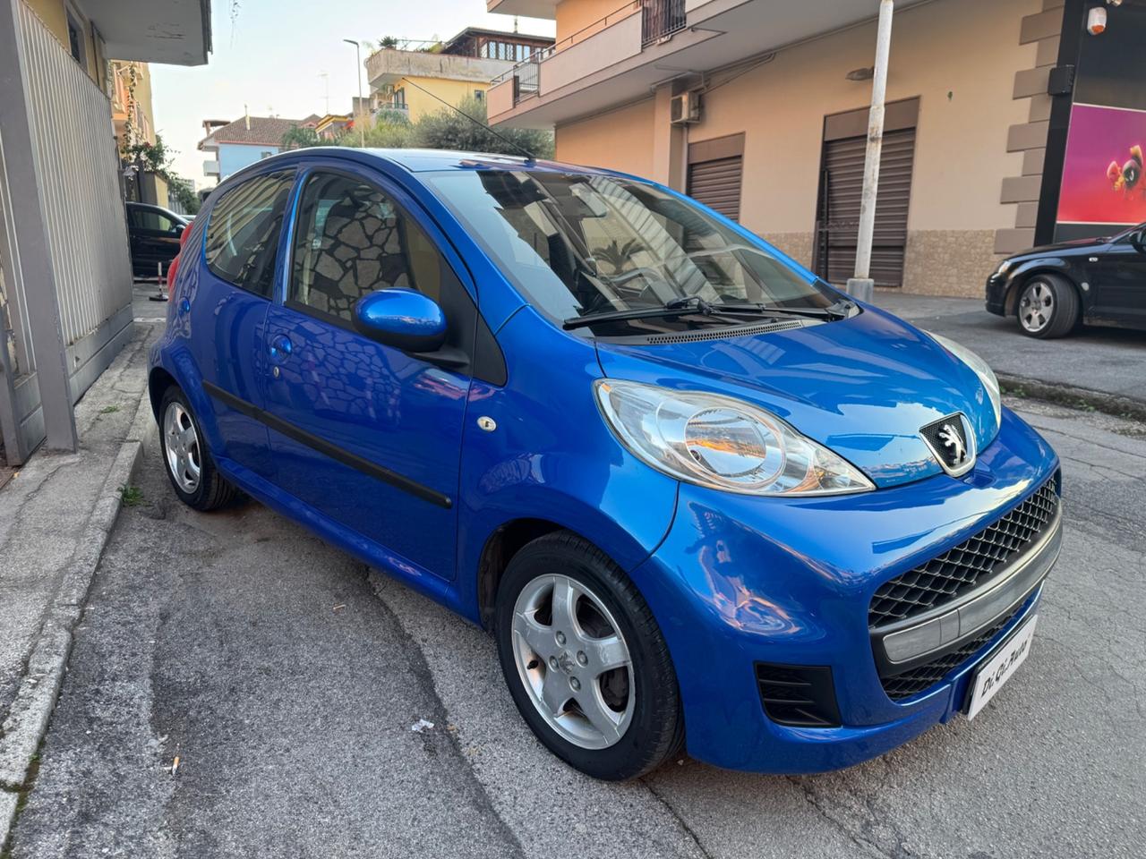 Peugeot 107 1.0 68CV 5p. Plaisir