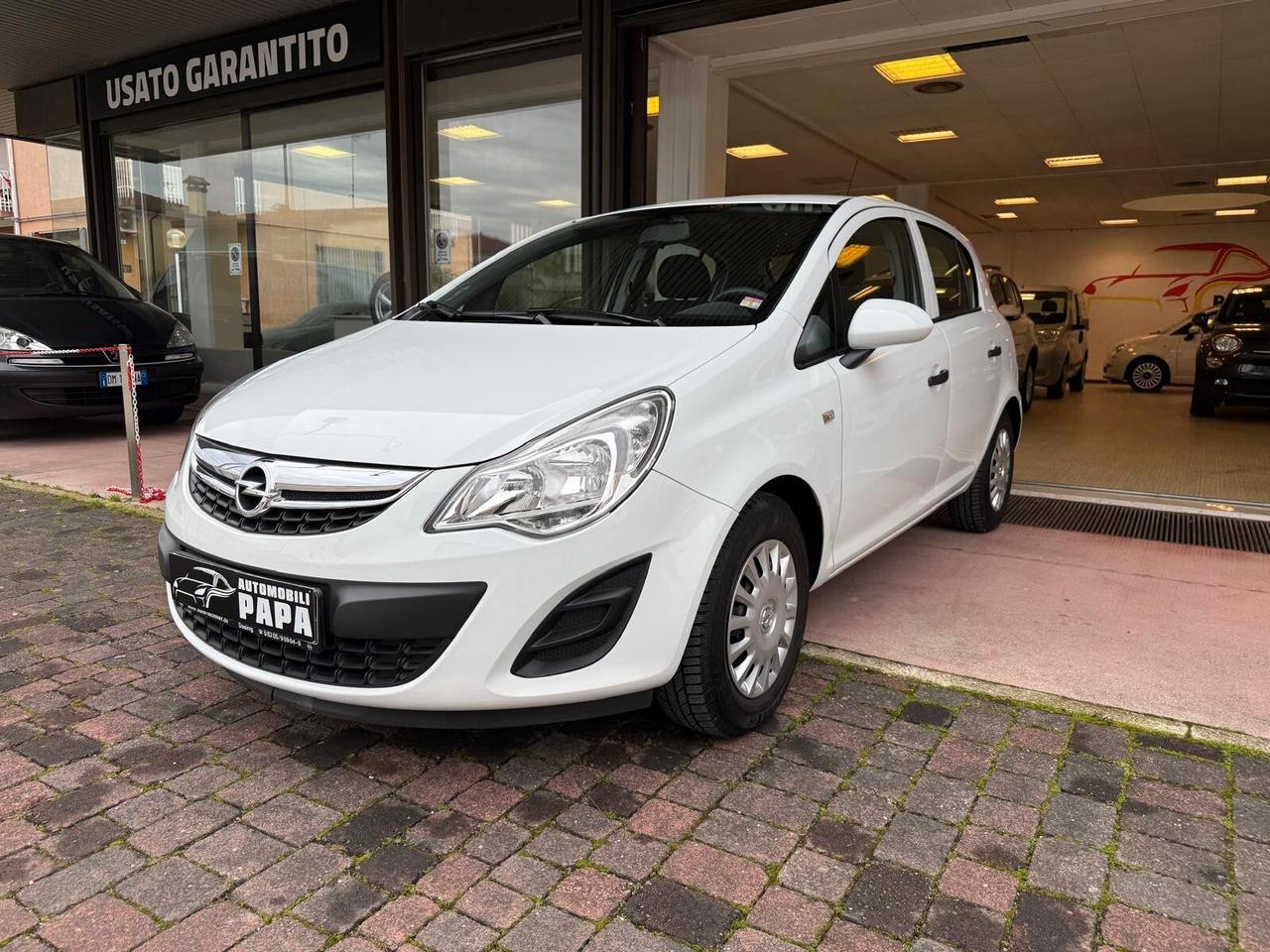 Opel Corsa 1.2 5 porte