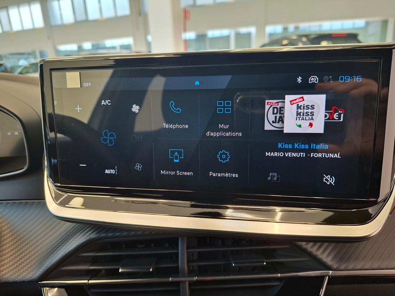 Peugeot 2008 PureTech 100 S&S Allure