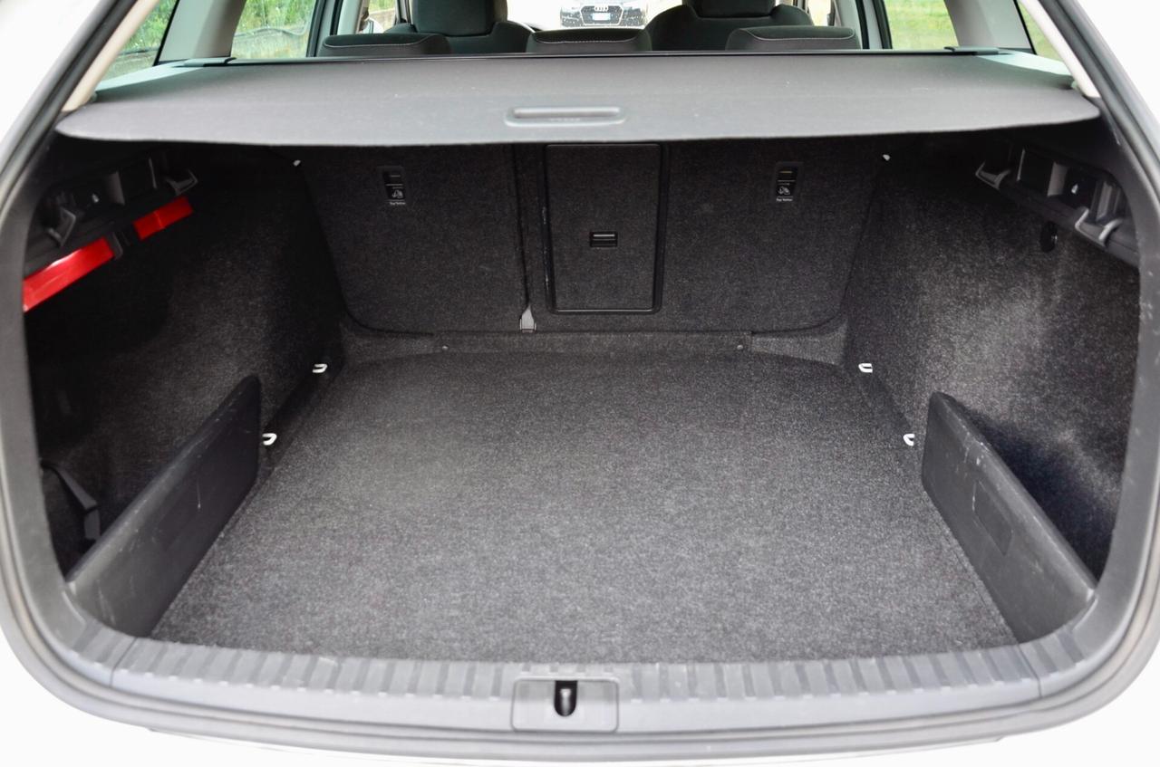 SKODA OCTAVIA WAGON 2.0 TDI EVO EXECUTIVE 115cv MANUALE, UFF ITALIANA, EURO 6D, SERVICE DIMOSTRABILI, FARI FULL LED, PERMUTE