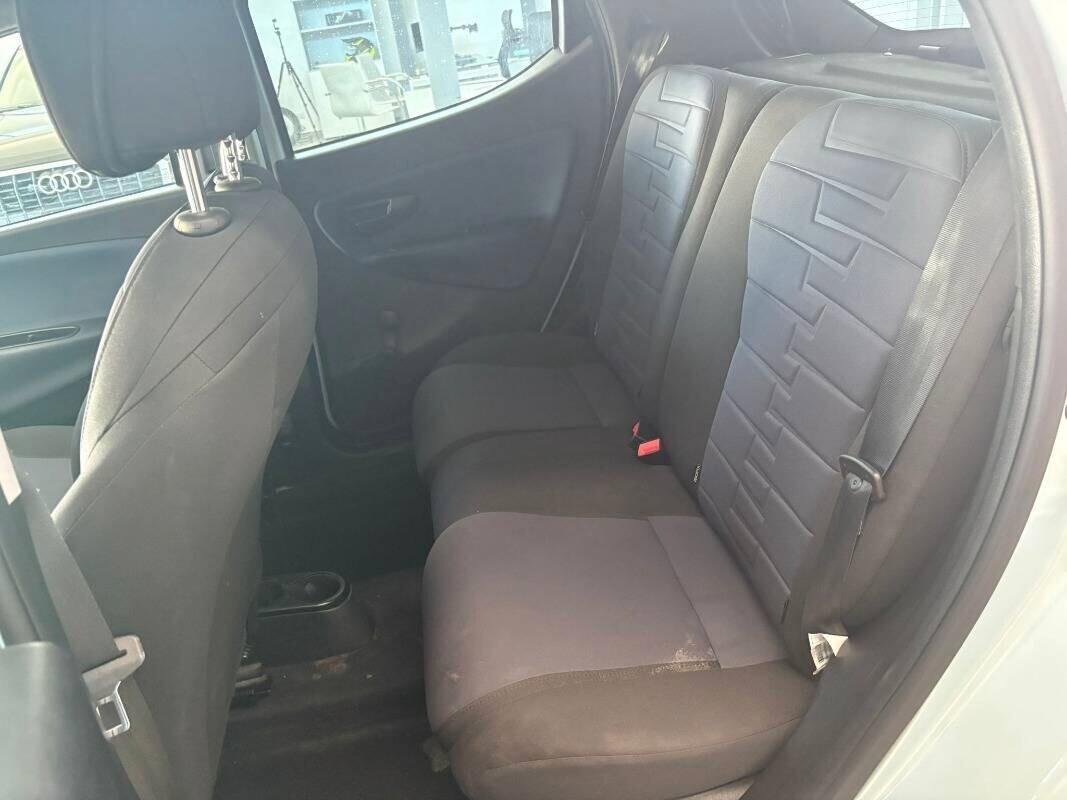 Lancia Ypsilon 1.0 FireFly 5 porte S&S Hybrid Gold