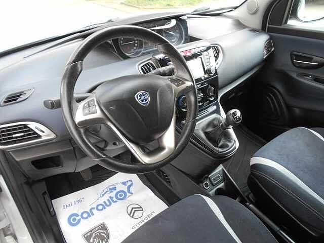 Lancia Ypsilon 1.2 69 cv 5p GPL Ecochic Mya Finanziato