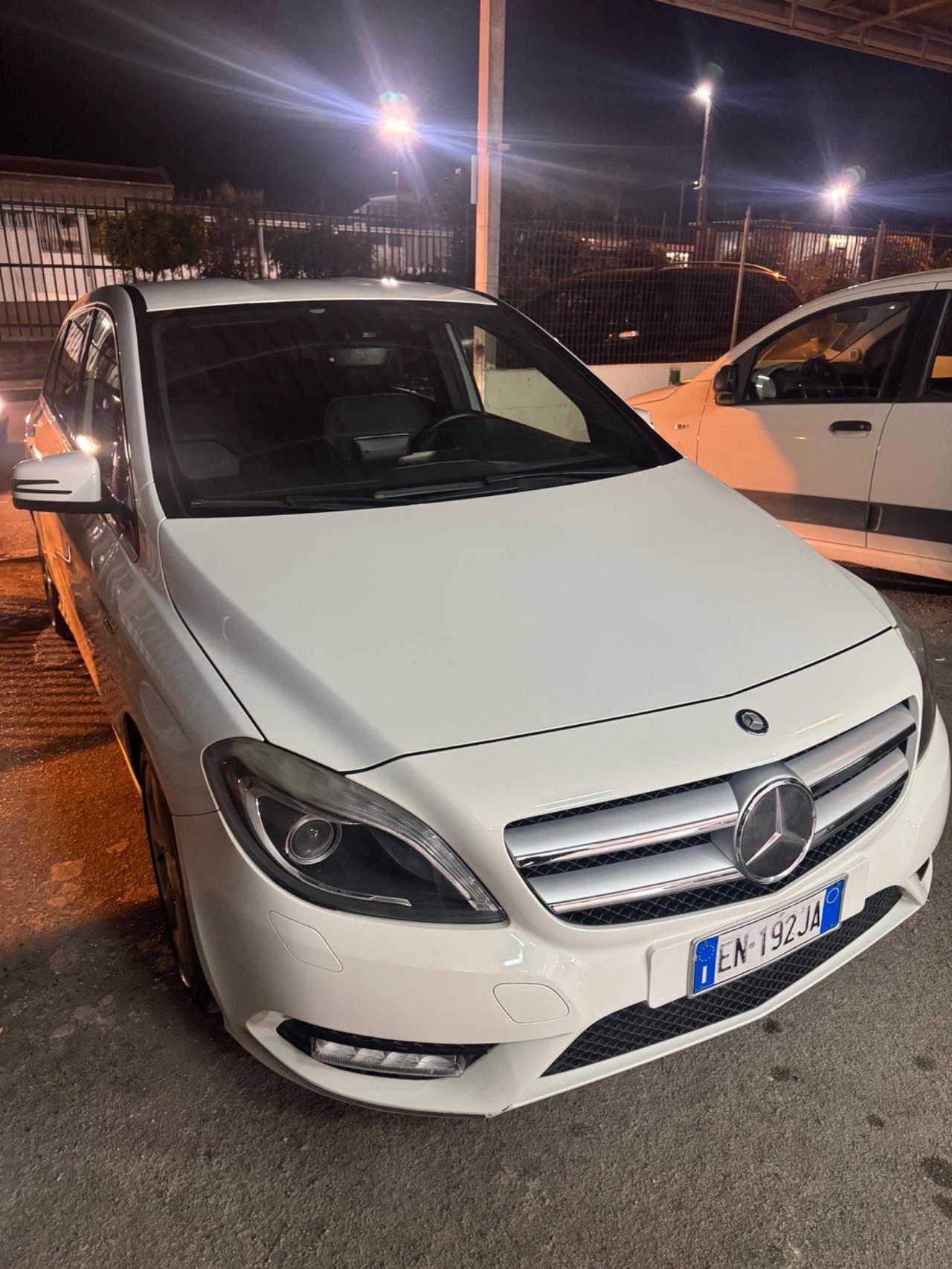 Mercedes-benz B 180 CDI Premium