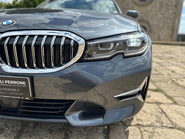 BMW 320 d 190cv Luxury (Pelle Beige/APP/Led/Navi/Retro)