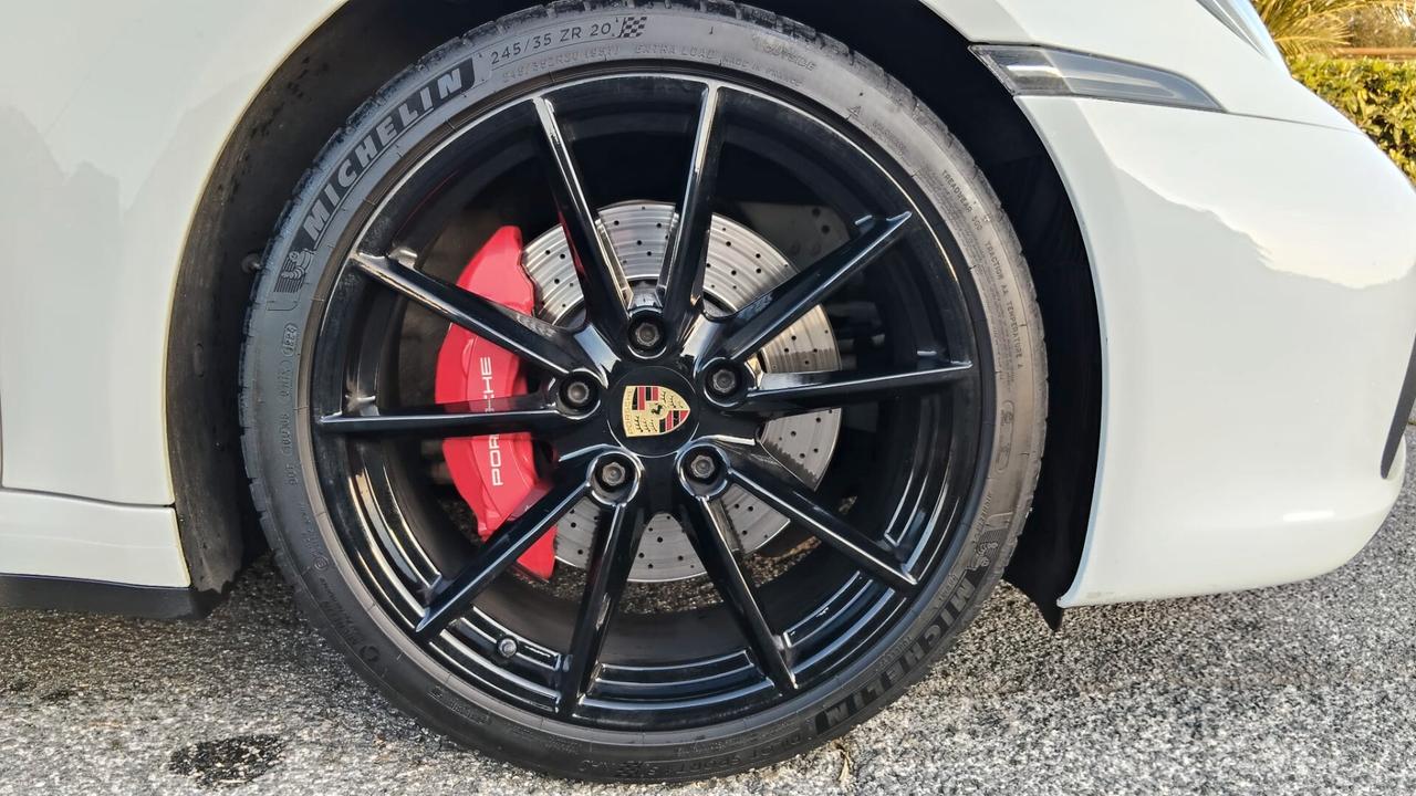 Porsche 911 Carrera S