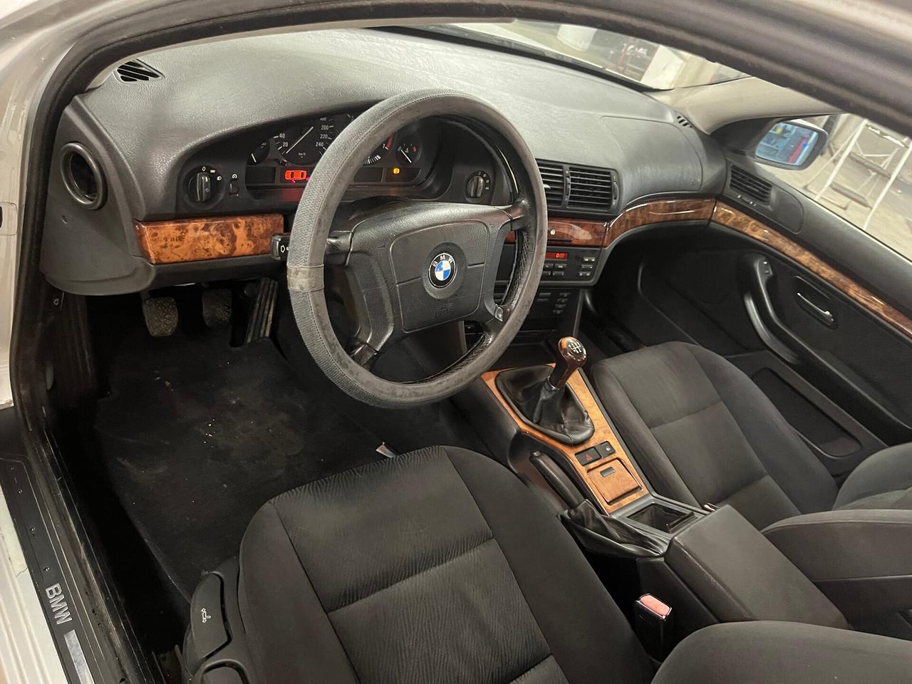 BMW 520i - 2.0 BENZINA - 1998 - PREZZO PER COMMERCIANTI