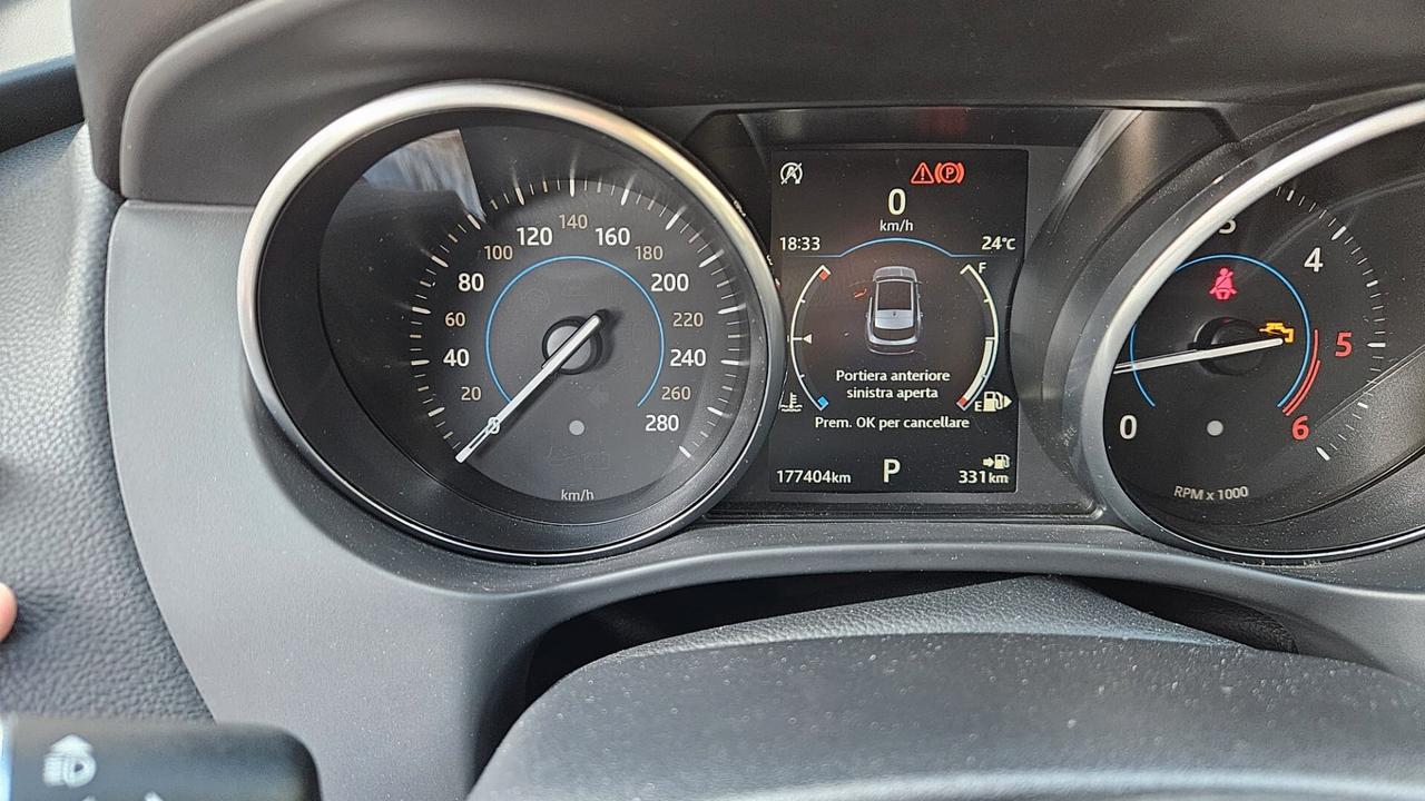 Jaguar F-Pace 2.0 D 180 CV AWD Portfolio