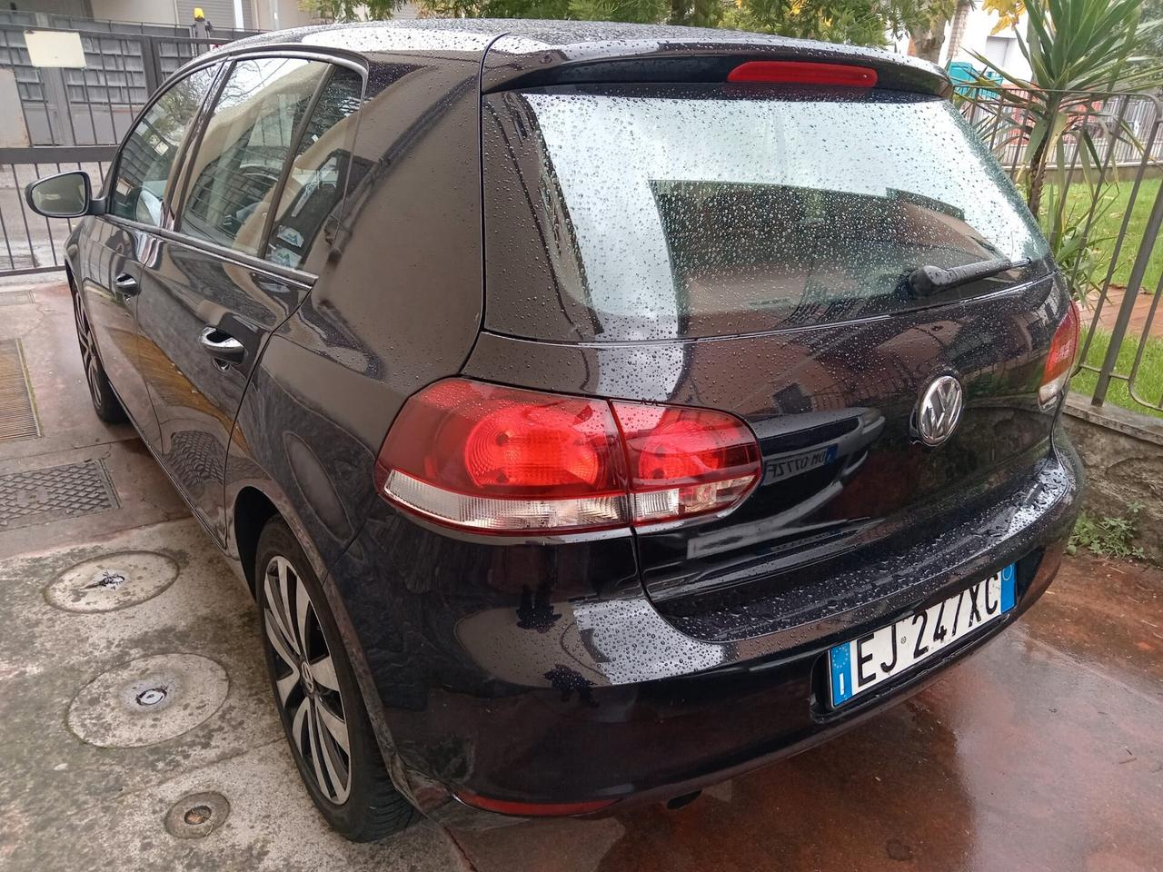 Volkswagen Golf 1.6 TDI DPF 5p. Highline ADATTA AI NEOPATENTATI PER CHI CONSEGUE DA ADESSO