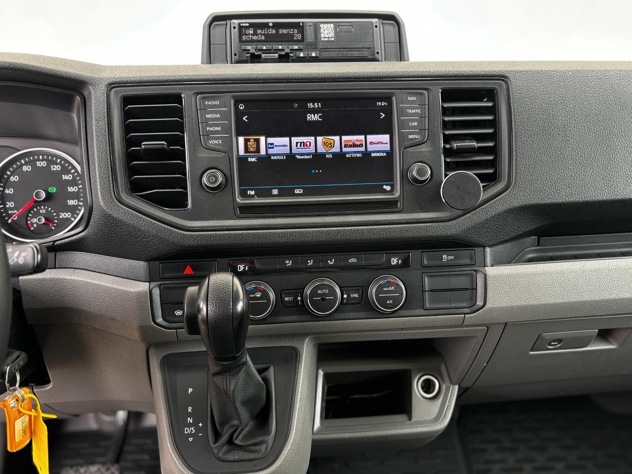 CARROATTREZZI pianale 5.75 Patente B Automatico