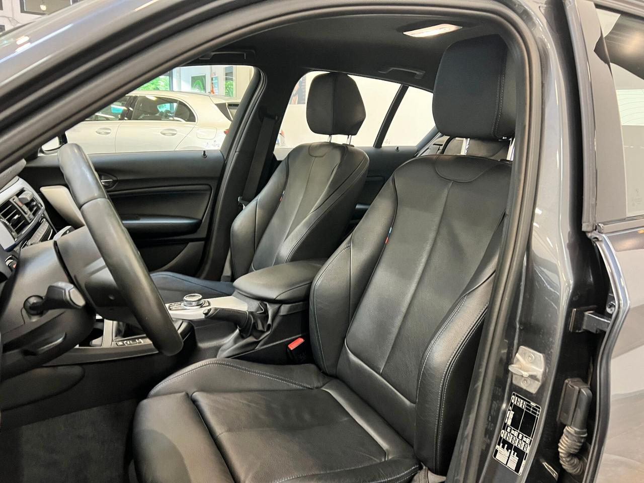 Bmw 118 118d 5p. Msport
