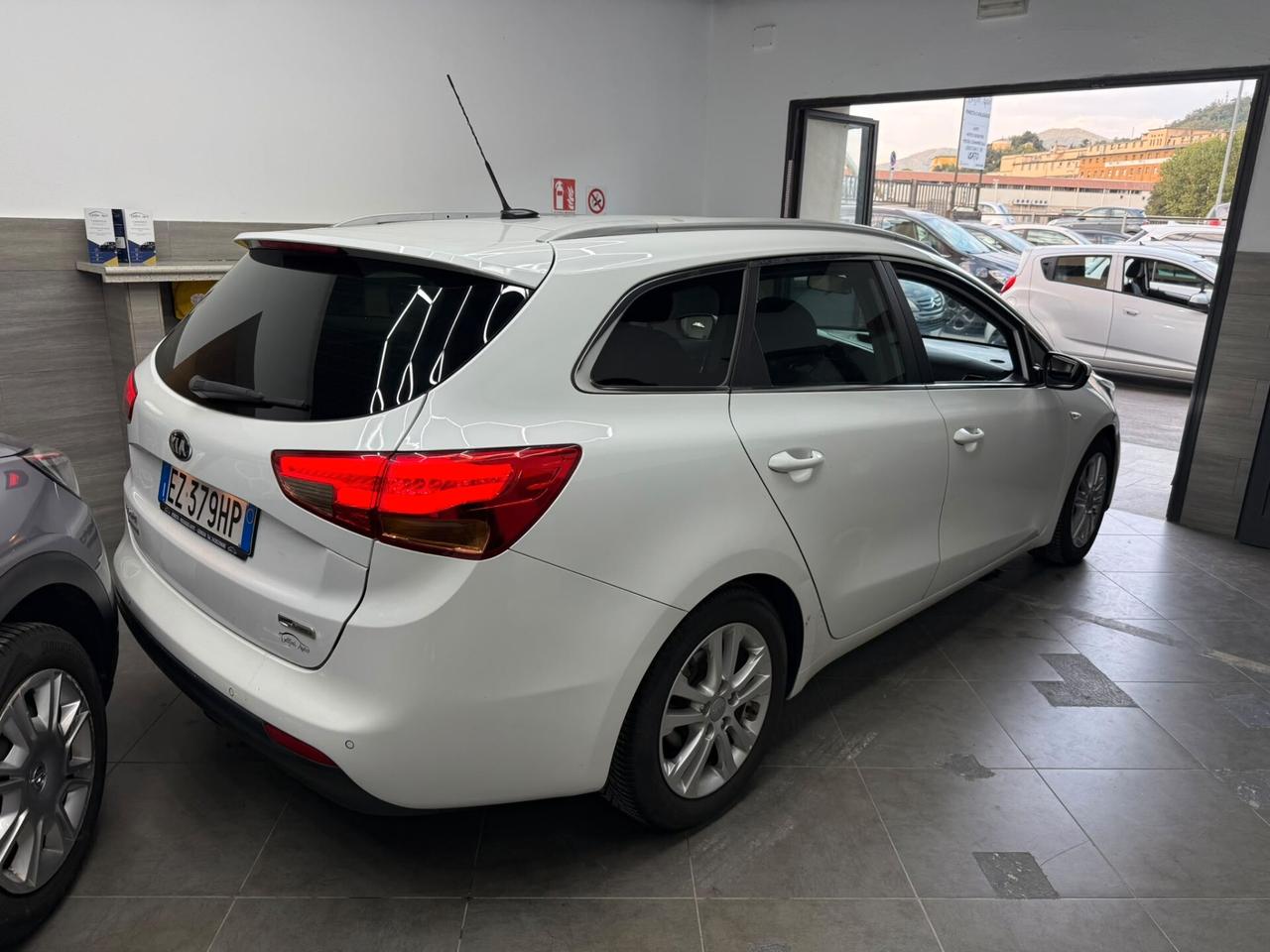 Kia Ceed cee'd 1.6 CRDi 128 CV SW Stop&Go high tech