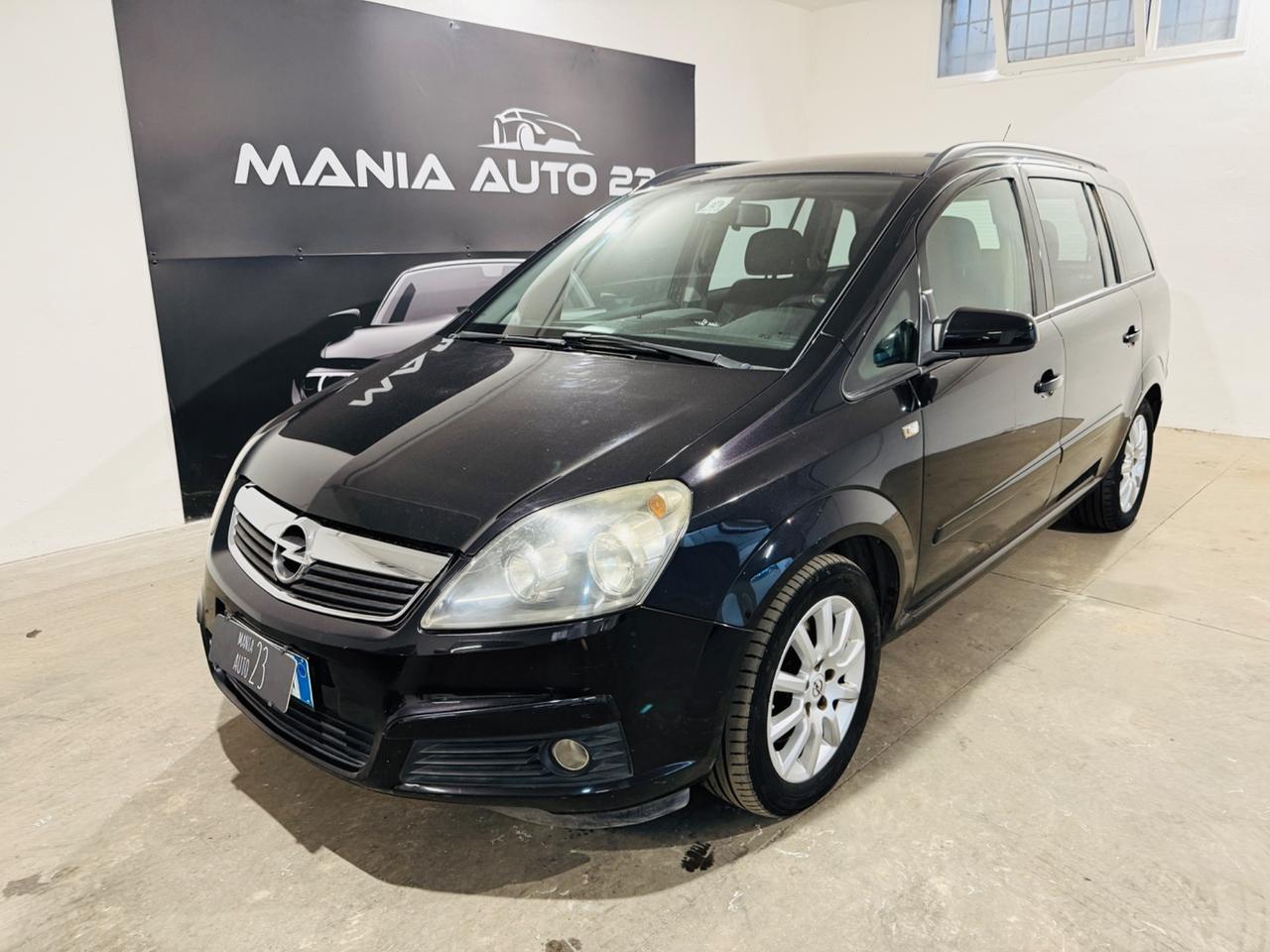 Opel ZAFIRA 1.9 CDTI 150CV 4 porte Cosmo*