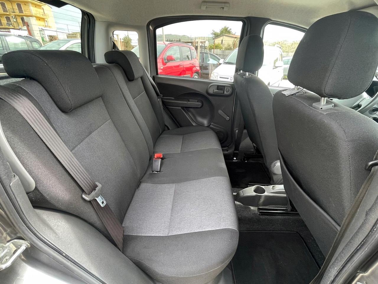 Fiat Panda 1.2 Emotion