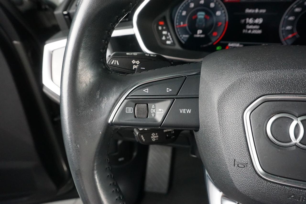 Audi Q3 40 TFSI quattro S tronic Business Advanced