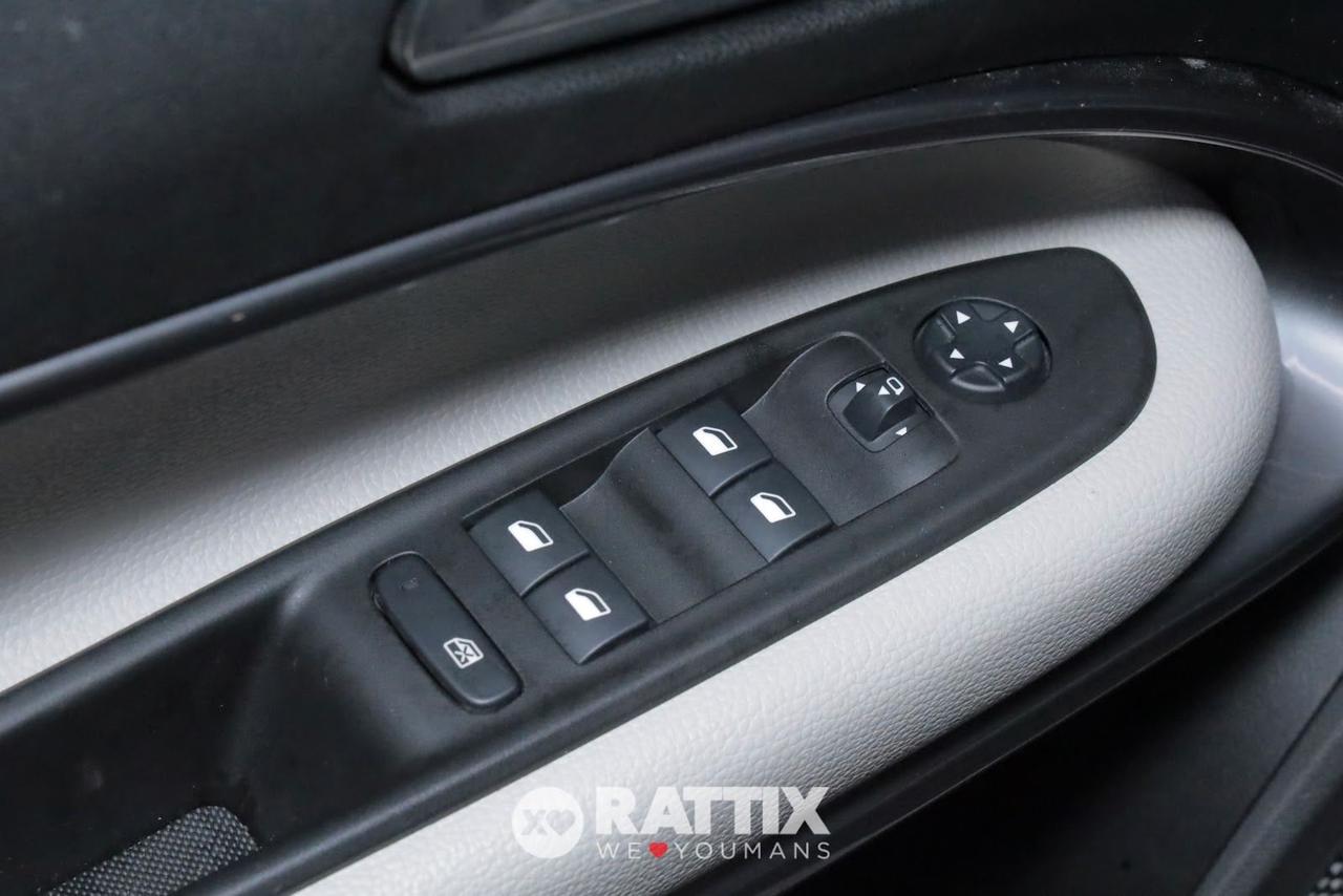 Fiat 600 1.2 hybrid 145CV La Prima auto