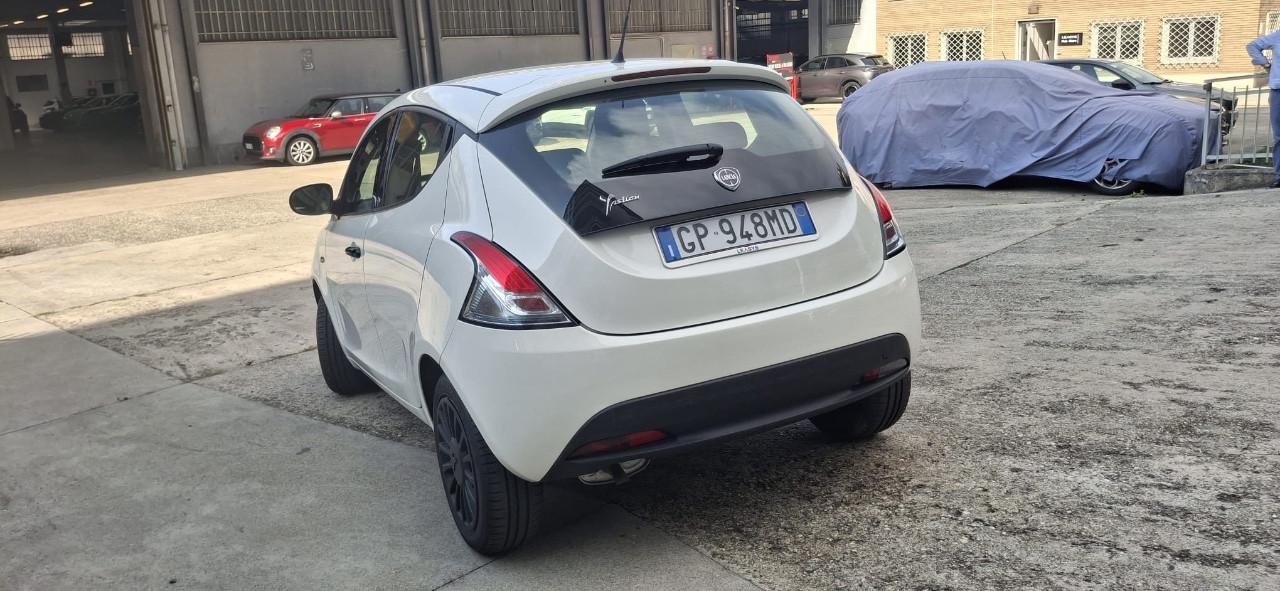 Lancia Ypsilon 1.2 Elefantino Blu s&s 69cv