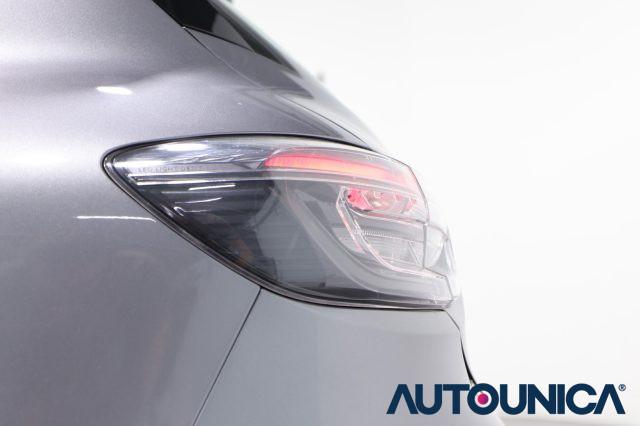 RENAULT Clio SCE 65 CV 5 PORTE EVOLUTION FARI LED NEOPATENTATI