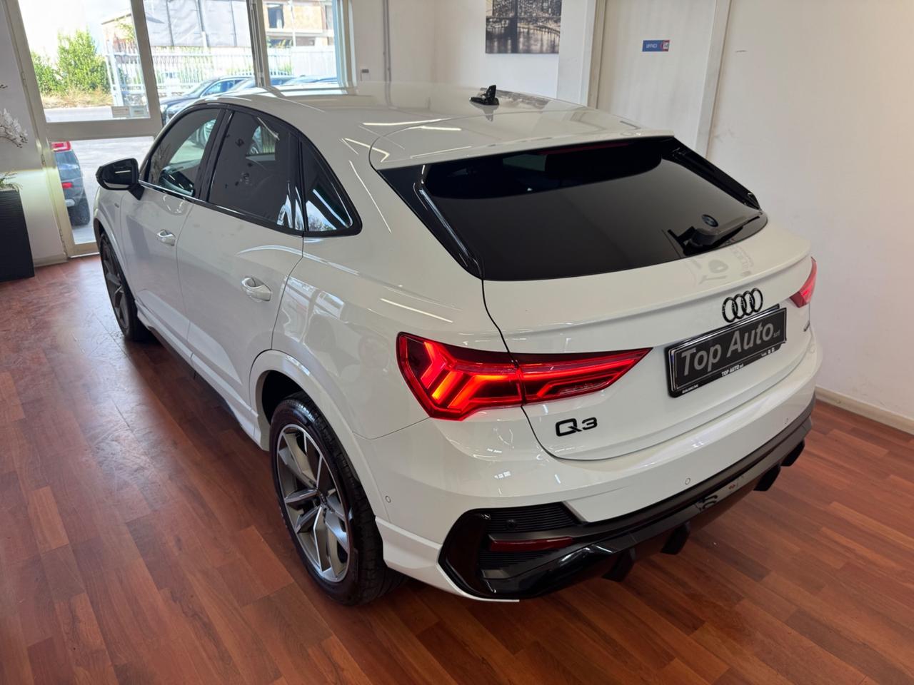 AUDI Q3 SPB 40 TDI QUATTRO S TRONIC S LINE EDITION