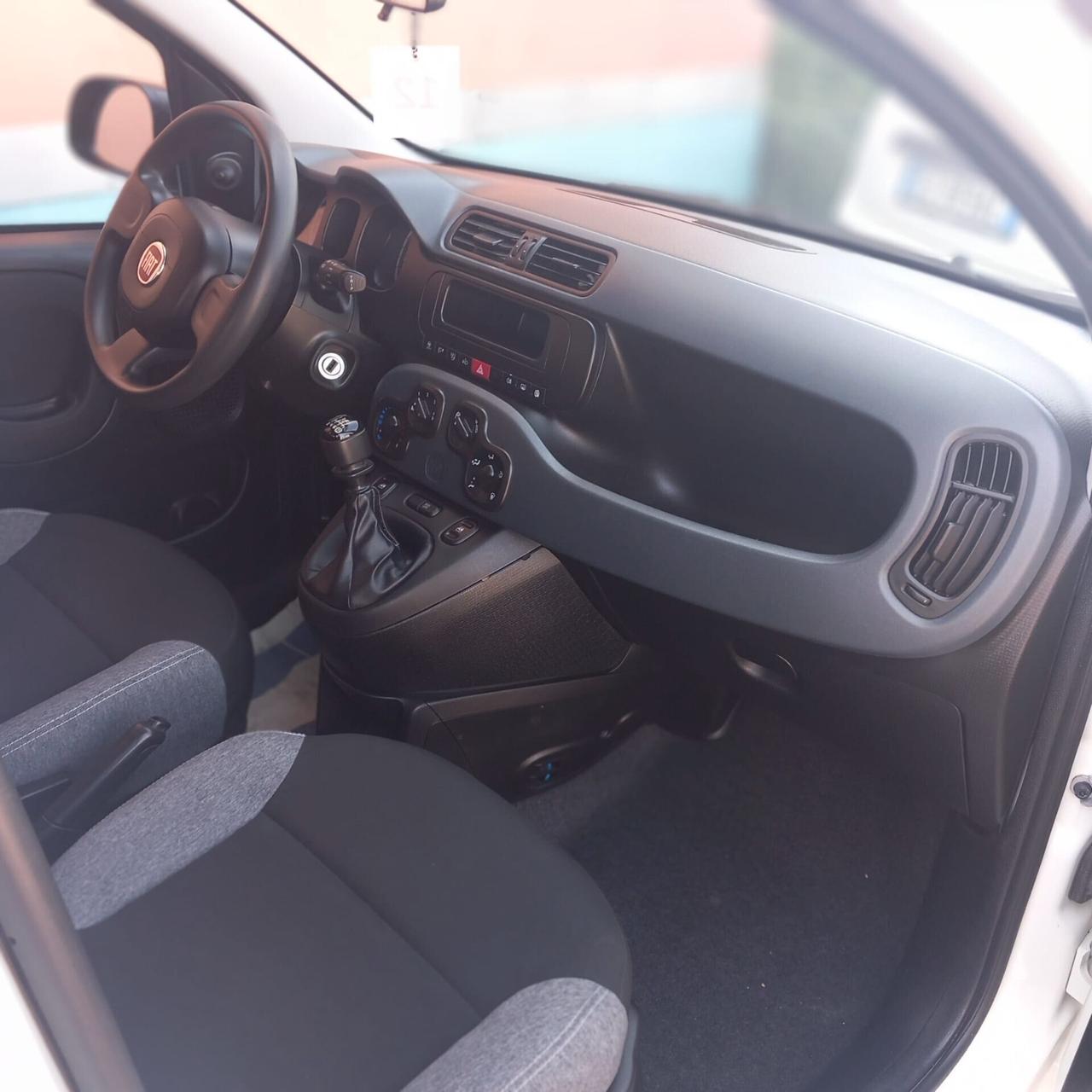 FIAT PANDA FIREFLY HYBRID 1.0 DEL 2022 IDEALE PER NEOPATENTATI