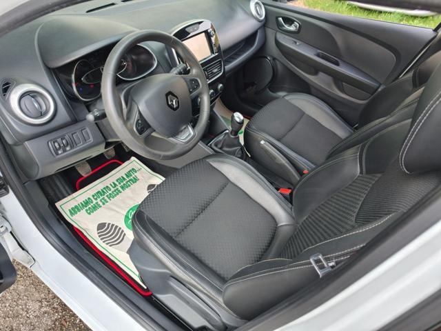 RENAULT Clio 1.2 Benzina ( KM 90.000 TAGLIANDATI )