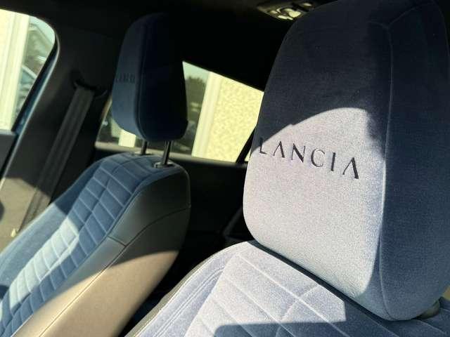 Lancia Ypsilon 51KWh Edizione Limitata Cassina 156cv PROMO FIN