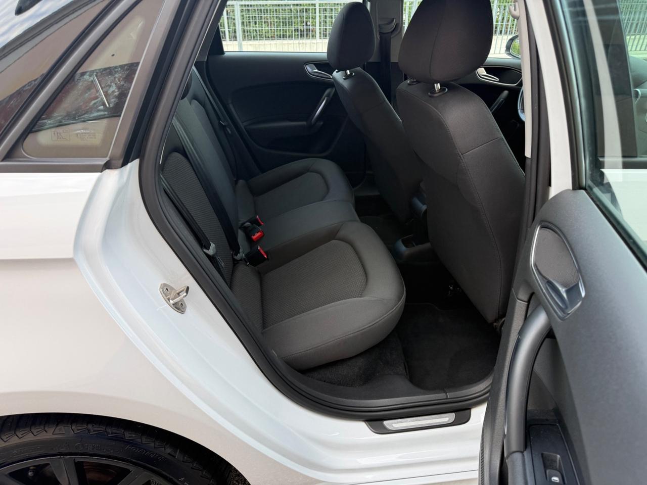 Audi A1 1.6 TDI S line edition