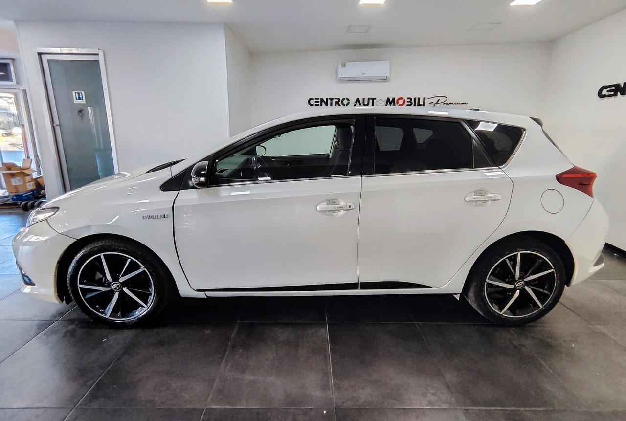 Toyota Auris 1.8 90cv Hybrid Lounge Automatica