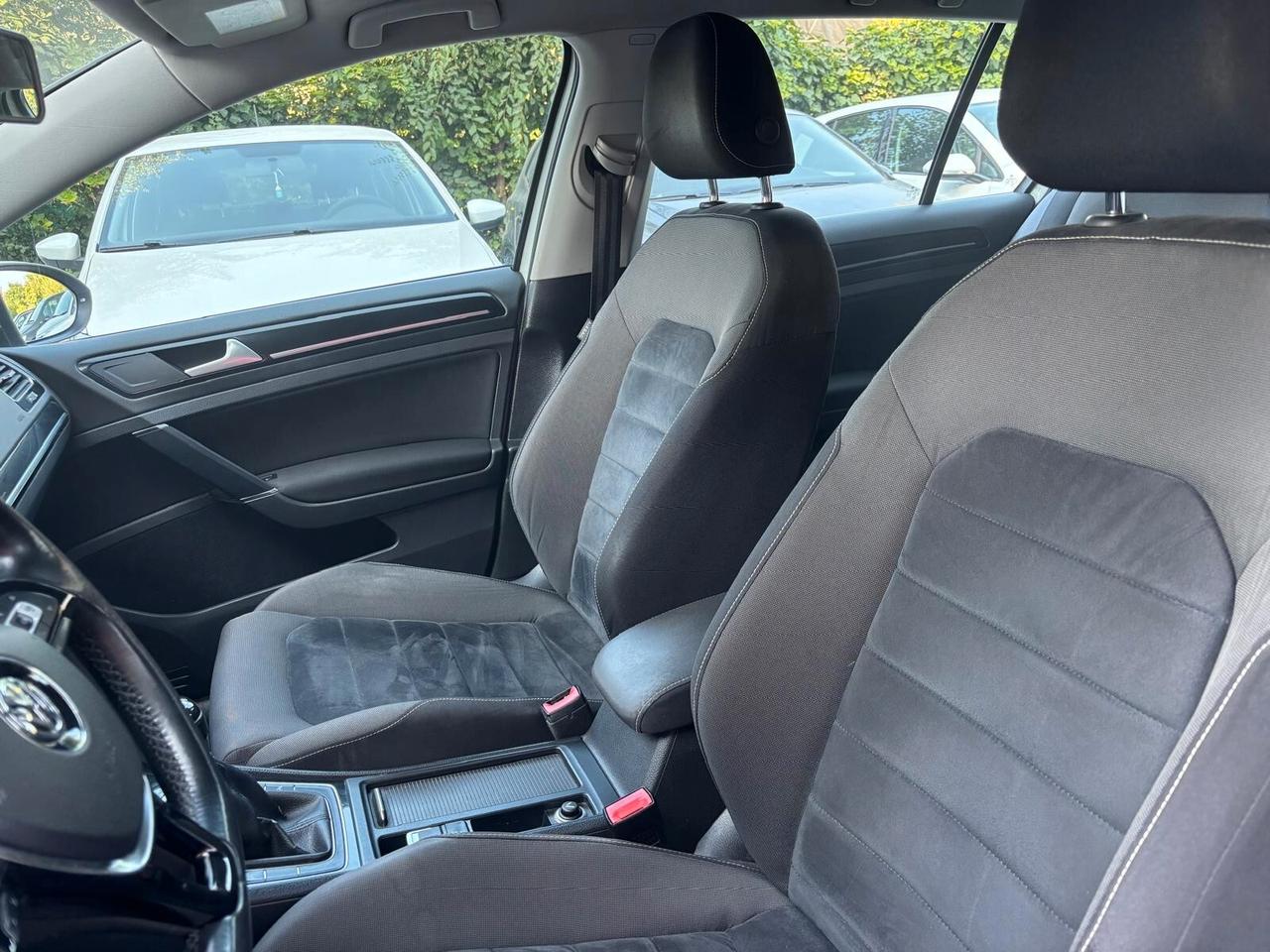 Volkswagen Golf 1.4 TGI 5p. Highline OK Neopatentati