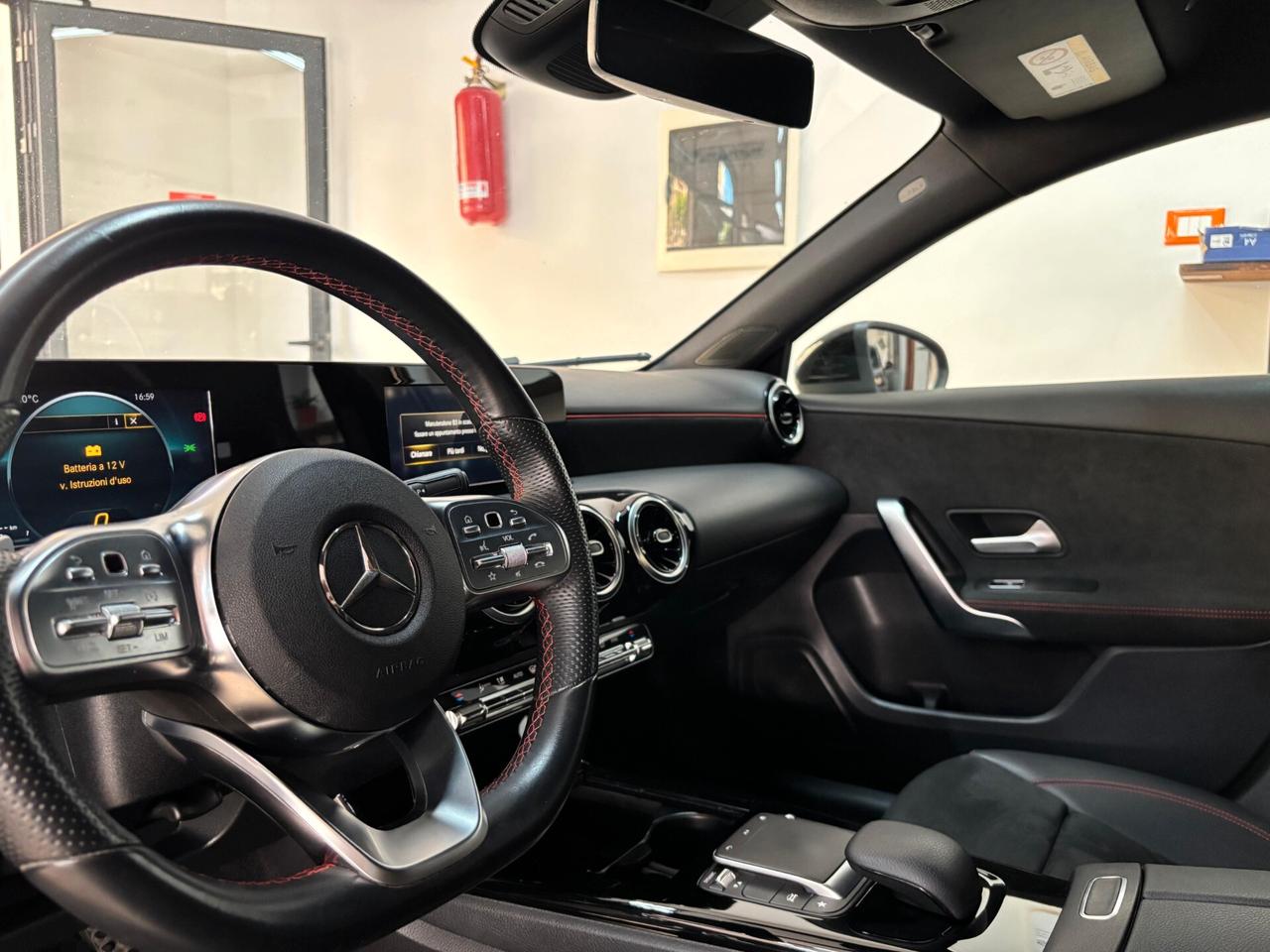 Mercedes-benz A 200d Automatic AMG Line Premium