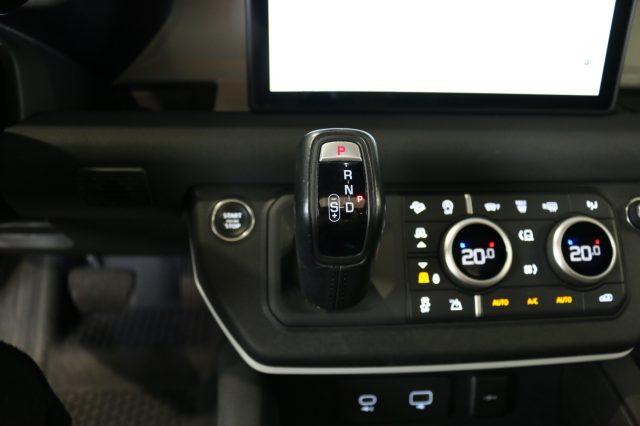 LAND ROVER Defender 110 3.0D I6 200 CV X-Dynamic SE "" TETTO PANO""
