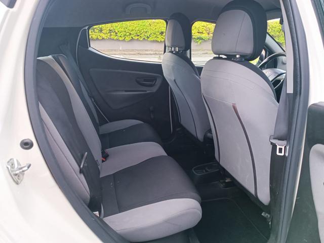 LANCIA Ypsilon 0.9 TwinAir 85 CV 5 porte Metano Ecochic Elefantin