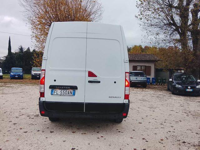 RENAULT Master T28 2.3 dCi/130 PC-TN Furgone