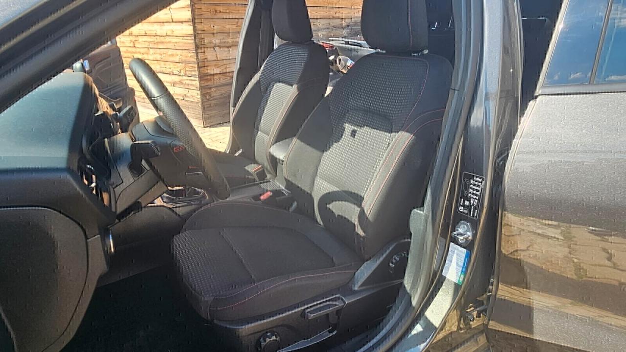 Ford Focus 1.0 EcoBoost Hybrid 125 CV 5p. ST-Line Design