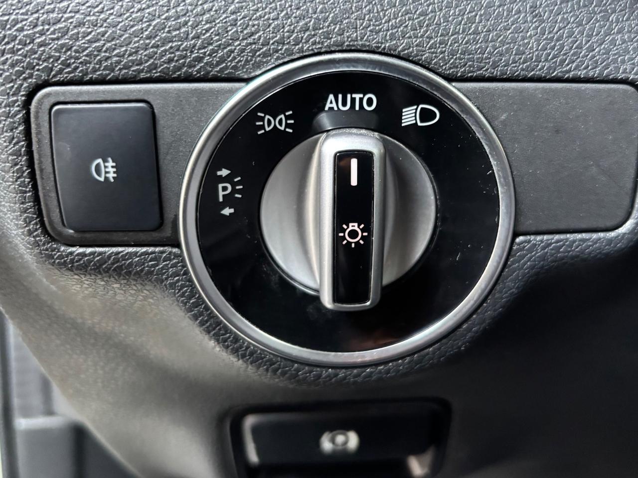 Mercedes-benz A 200 A 200d Premium