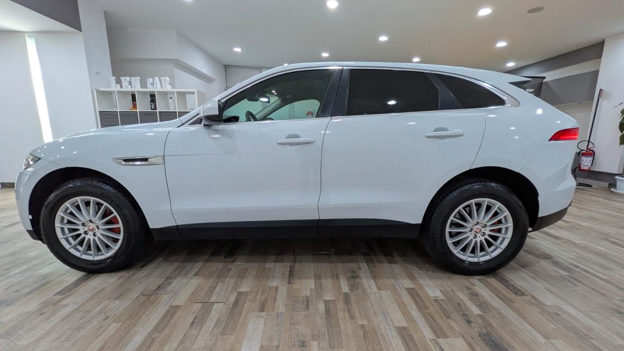 Jaguar F-Pace 2.0 D 180 CV AWD Prestige