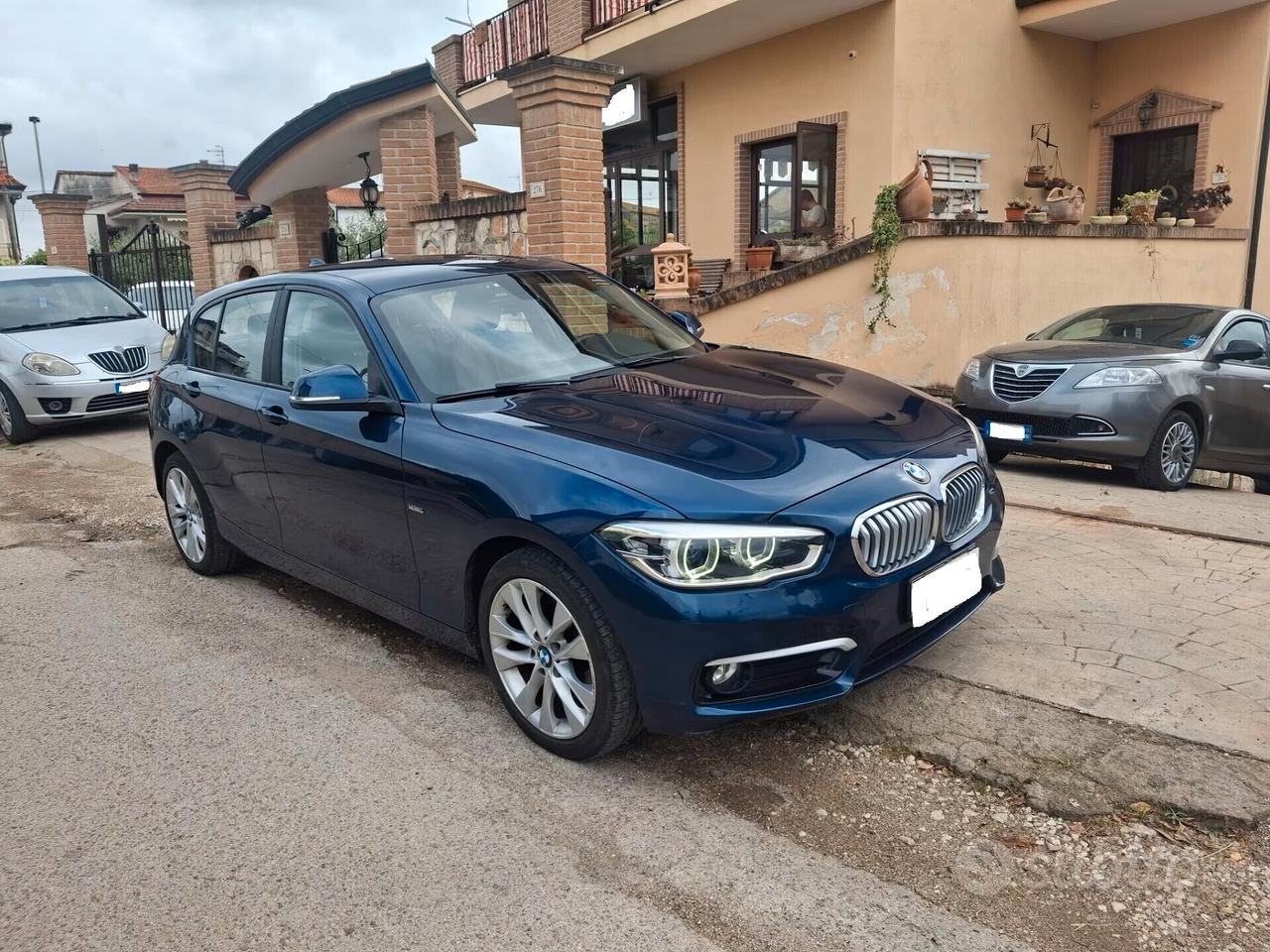 Bmw 116D 5p. Sport CLIMATRONIC CERCHI CRUISE XENON IQ-LED MULTIFUNZIONE TOP NEO PATENTATI