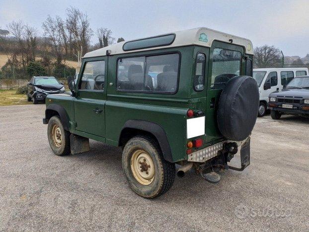 Land Rover Defender 90 2.5 Td5 122CV 4x4