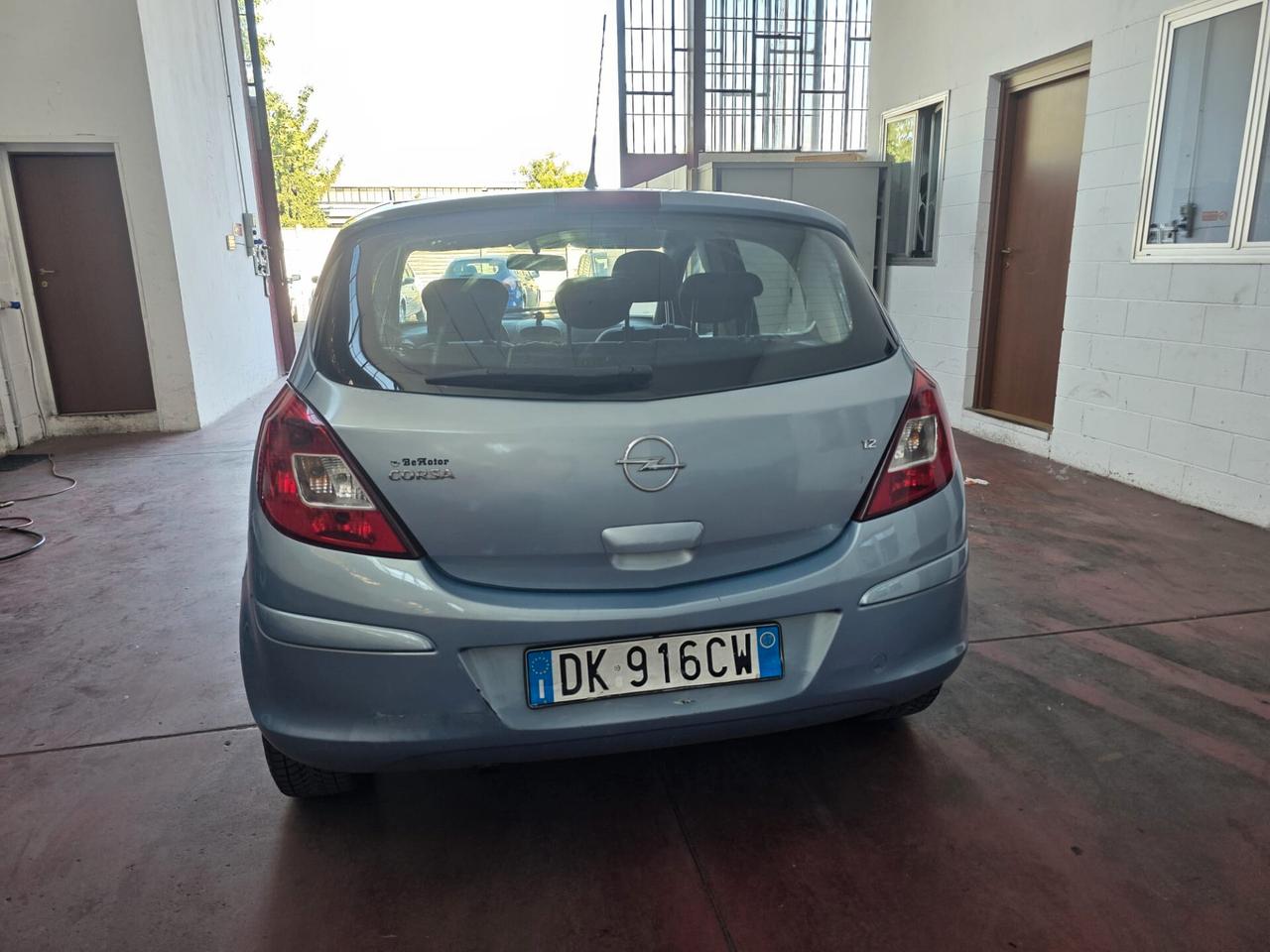 Opel Corsa 1.2 5 porte Cosmo NEOPAT