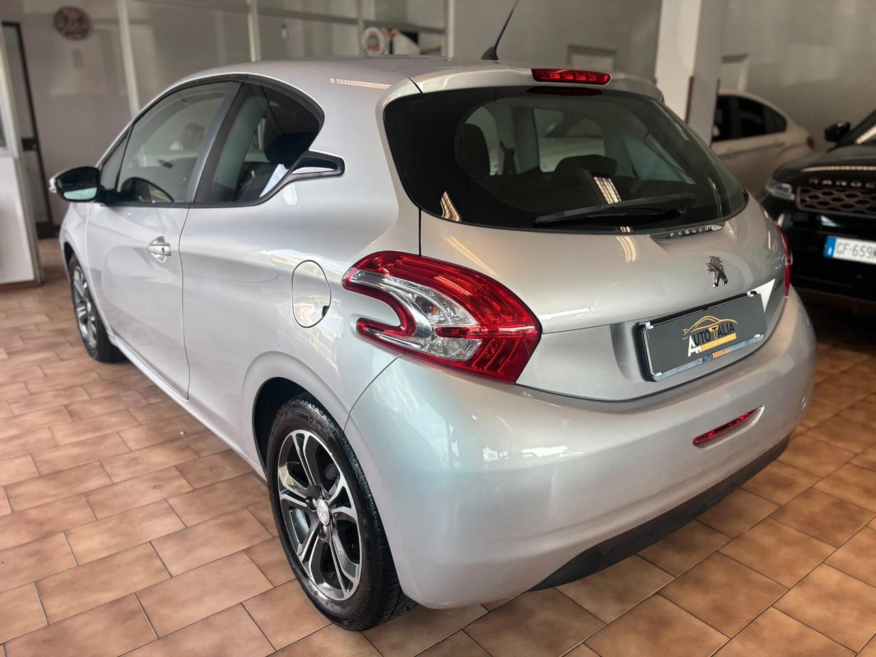 Peugeot 208 3p 1.2 puretech *PER NEO PATENTATI*