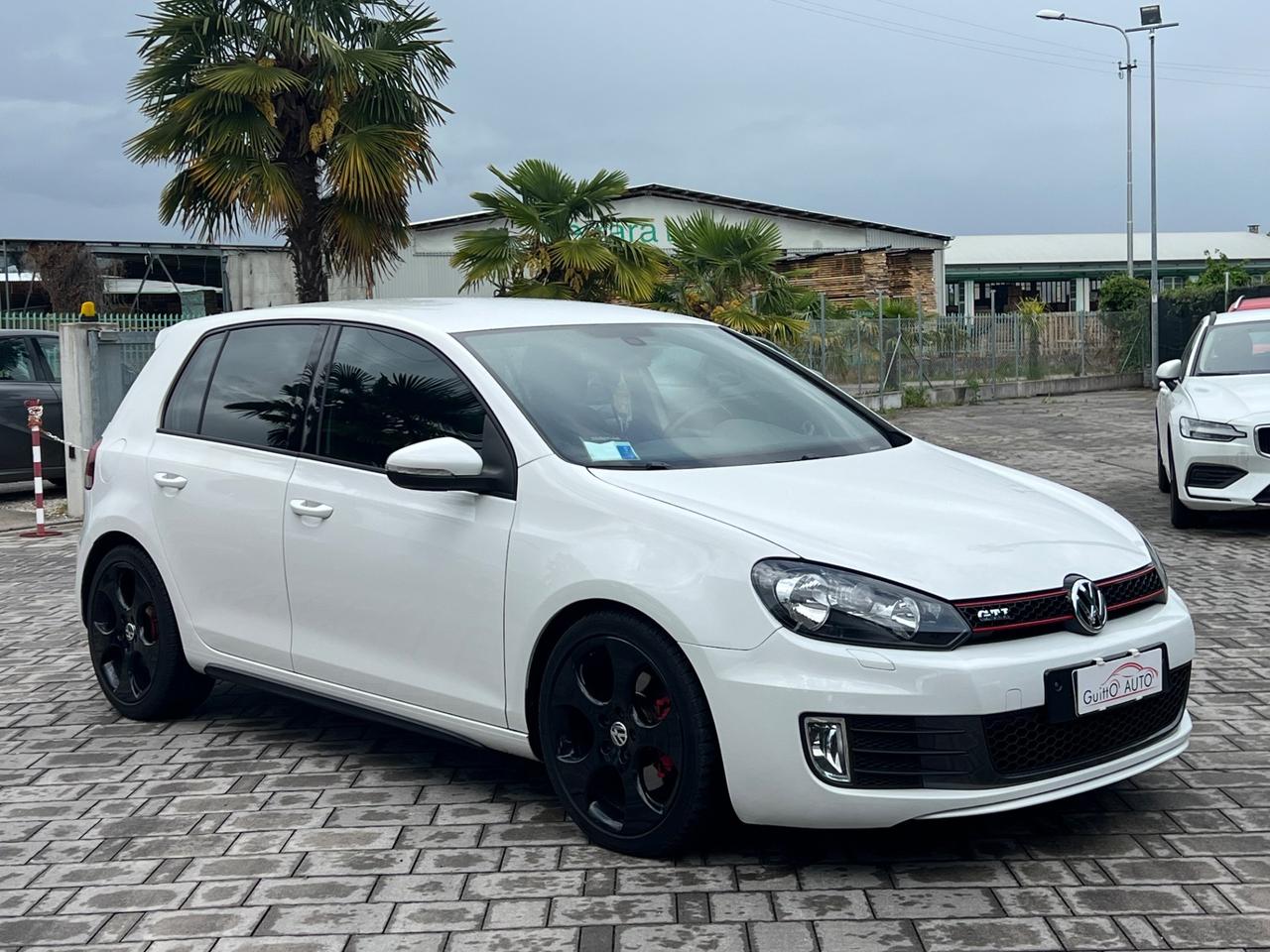 Volkswagen Golf GTI 210 cv IMPECCABILE