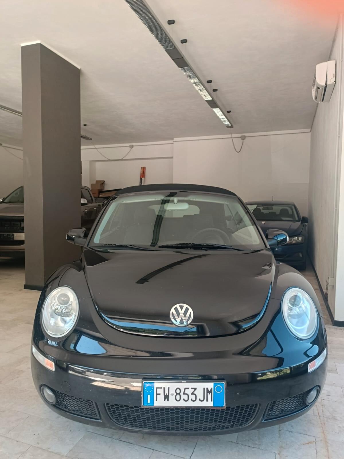 Volkswagen New Beetle 1.4 16V Cabrio OK NEOPATENTATI