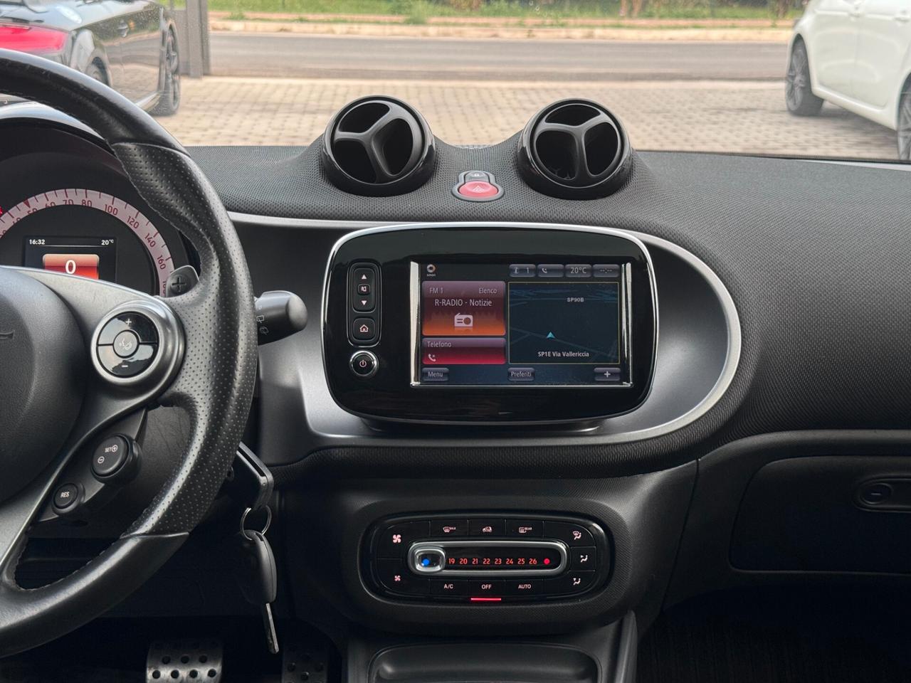 Smart ForFour 90 0.9 Turbo twinamic 20th anniversary NAVI FENDIN TETTO