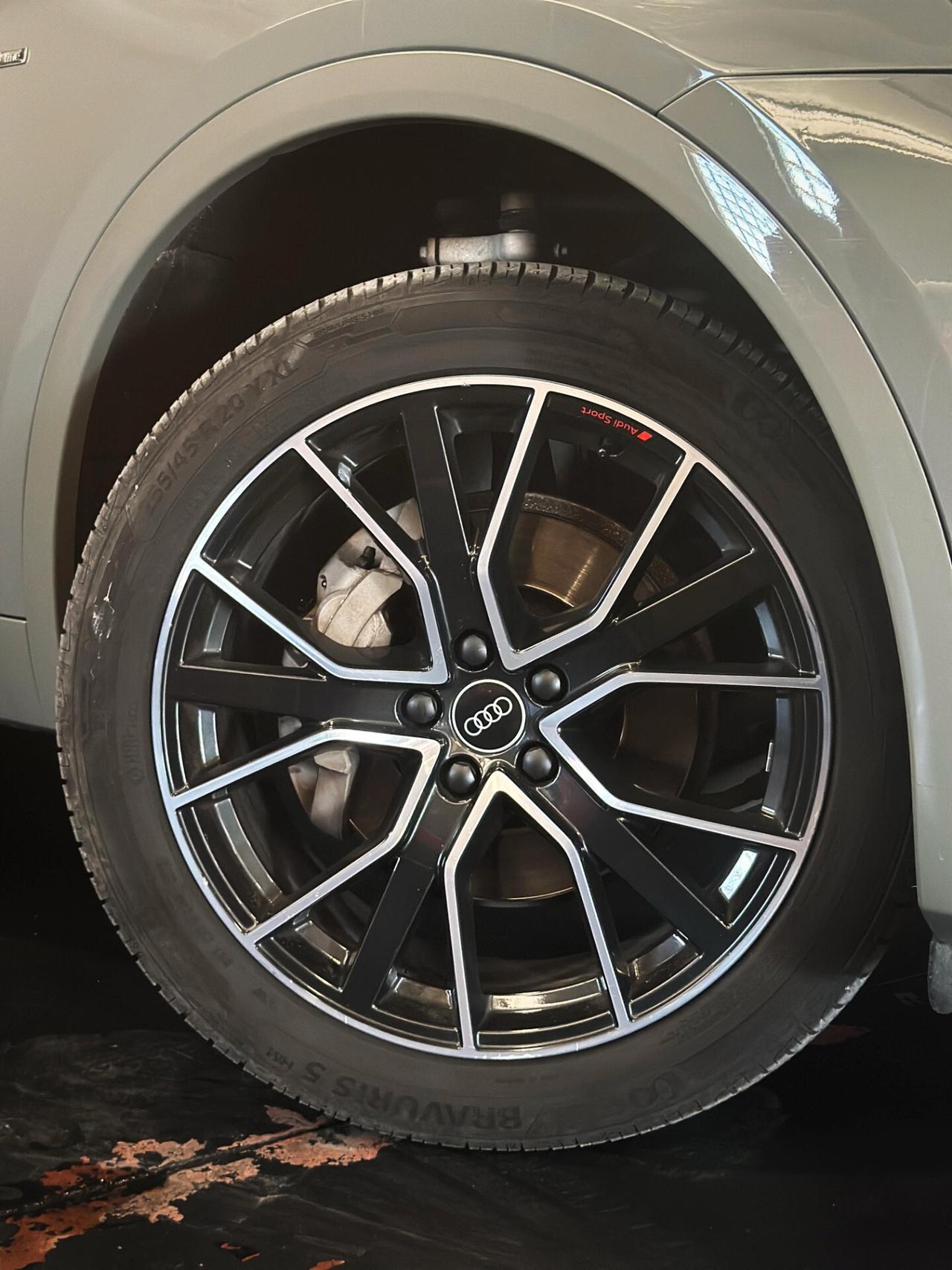 Audi Q5 40 TDI 204 CV quattro S tronic line plus
