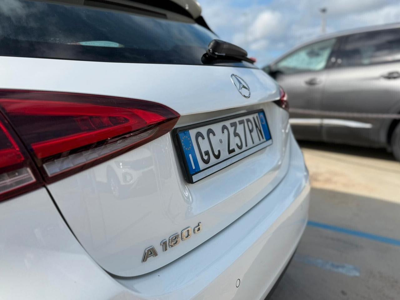 MERCEDES CLASSE A 180 D AUTOMATIC BUSINESS EXTRA