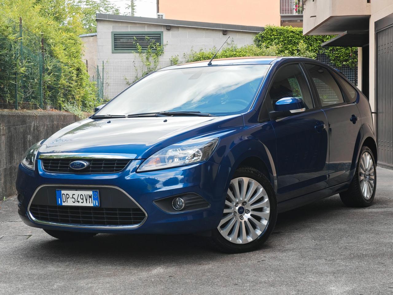 Ford Focus 1.6 BENZINA 115cv TITANIUM / 60.000km