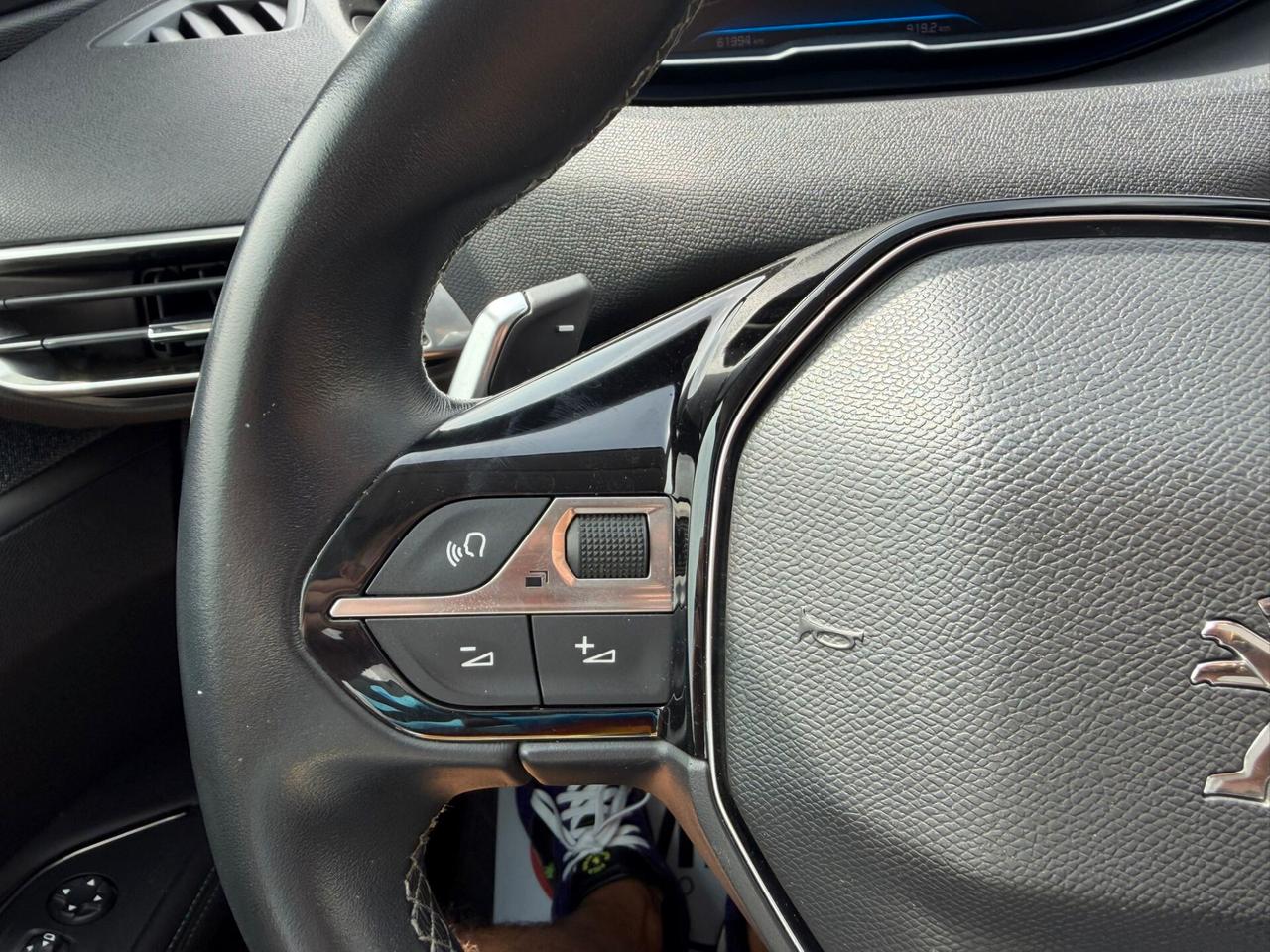 Peugeot 3008 BlueHDi 130 S&S EAT8 Allure
