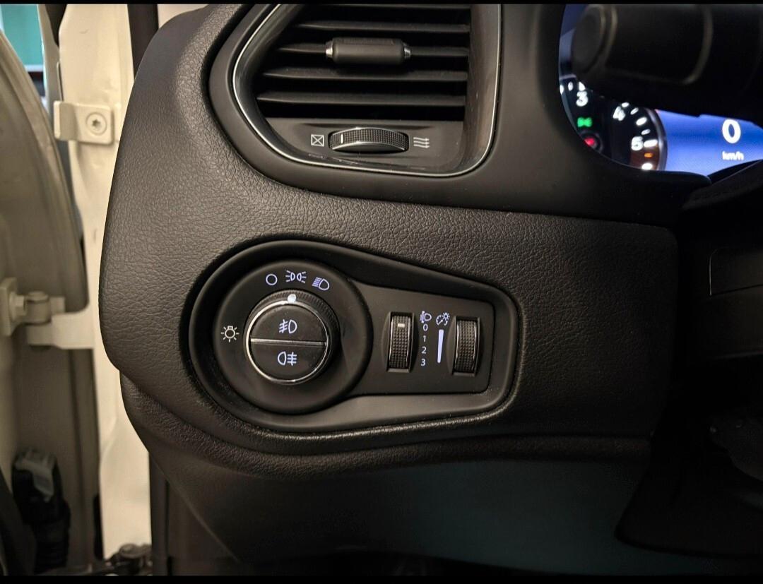 Jeep Renegade 1.600cc Mjt 130 CV Limited Full-LED