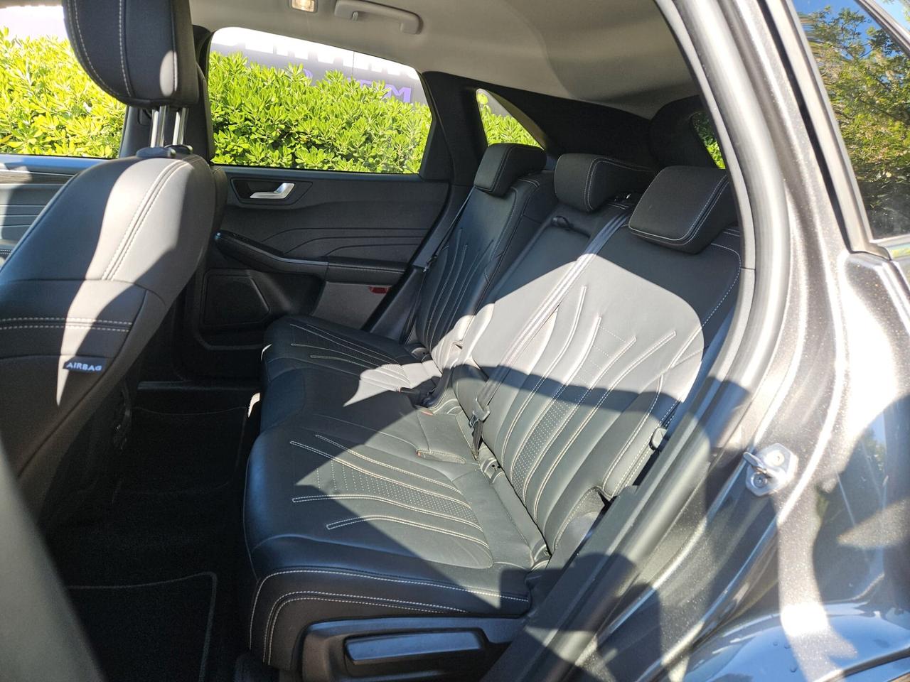 Ford Kuga 2.5 Full Hybrid 190 CV CVT AWD Vignale